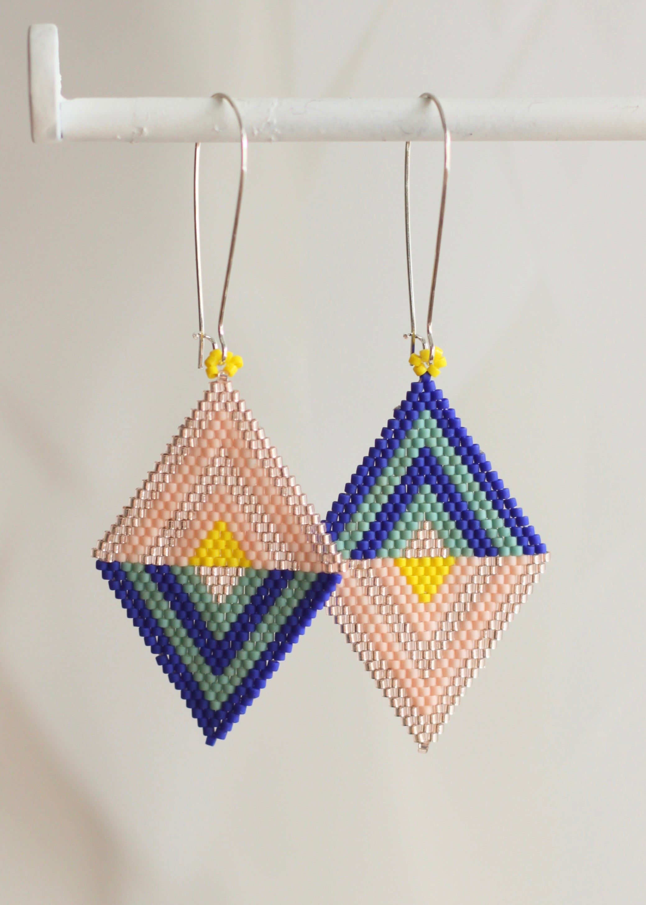 ēska askī x LUZ Collection - Native American Hand Beaded Earrings