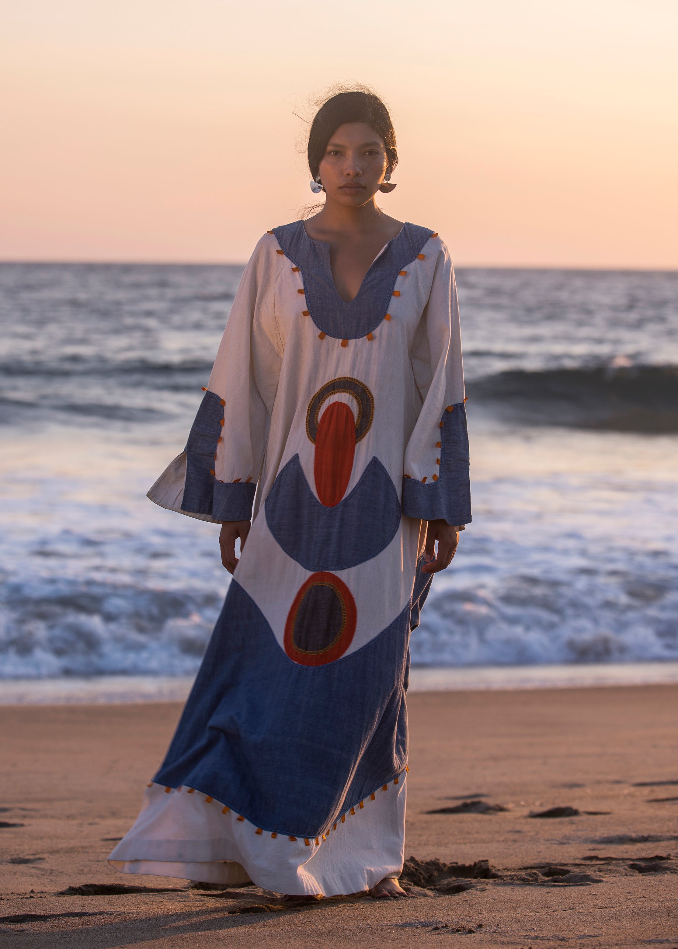 Vintage Appliquéd Dress - D'Mama Carlota