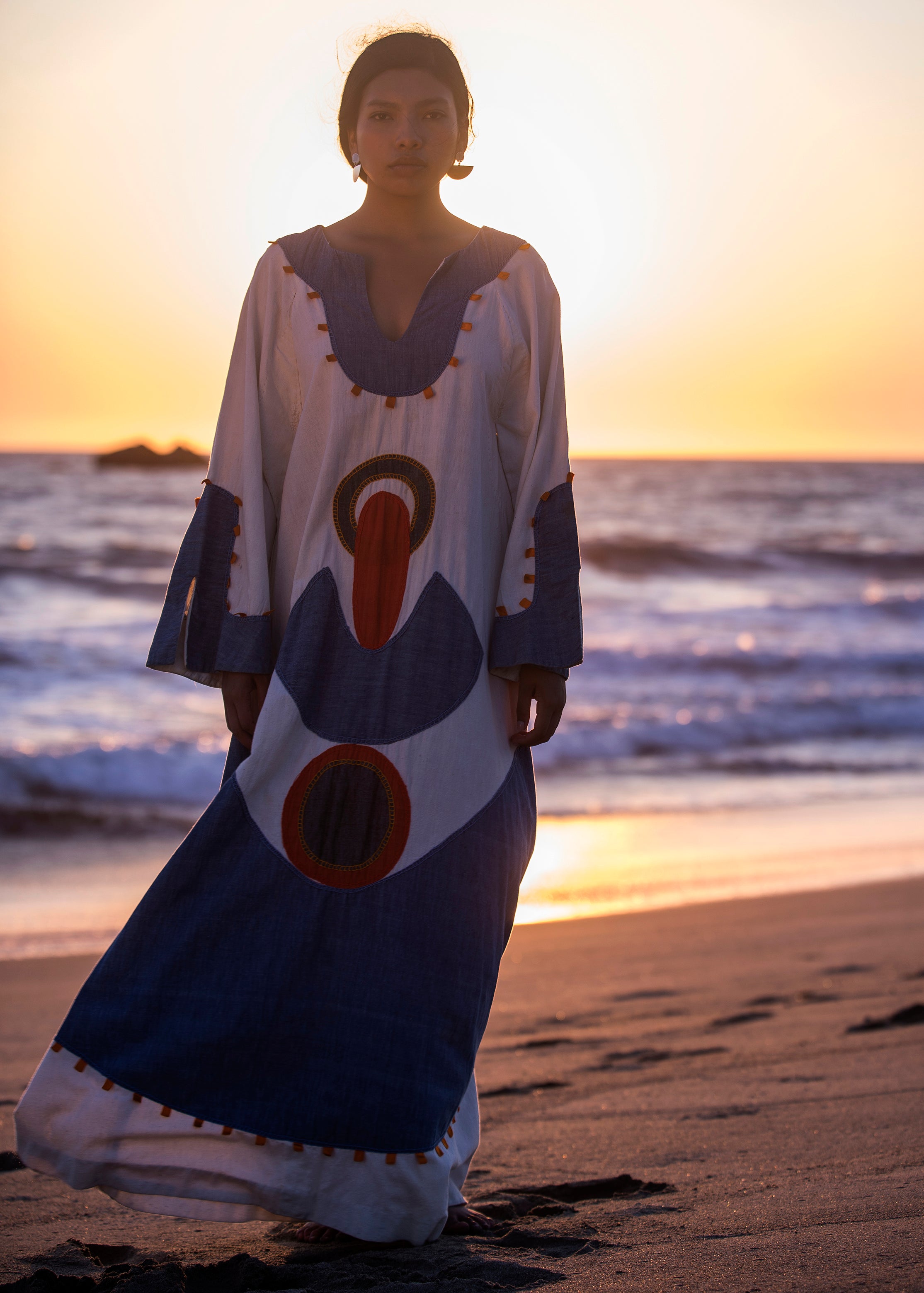 Vintage Appliquéd Dress - D'Mama Carlota