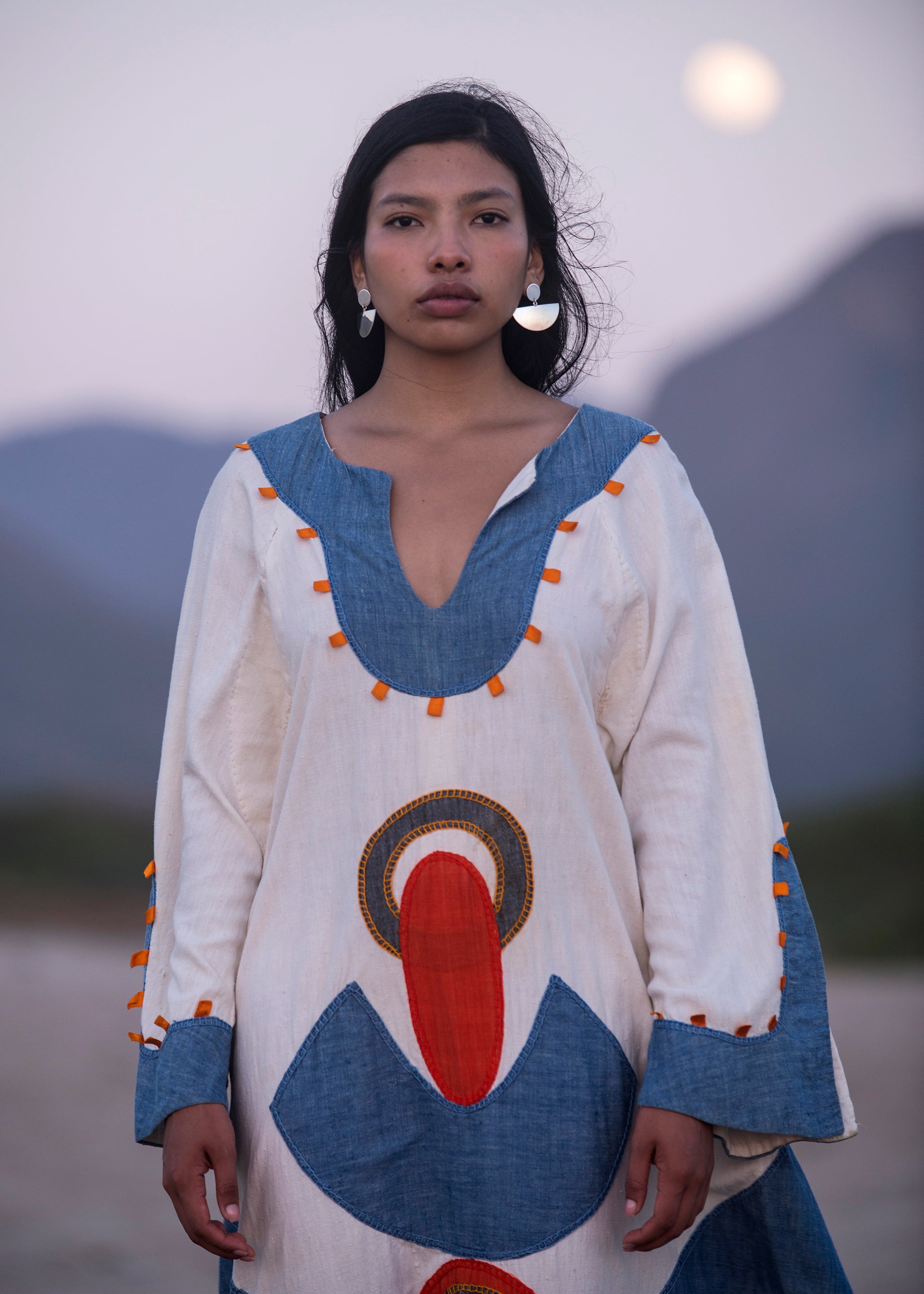 Vintage Appliquéd Dress - D'Mama Carlota