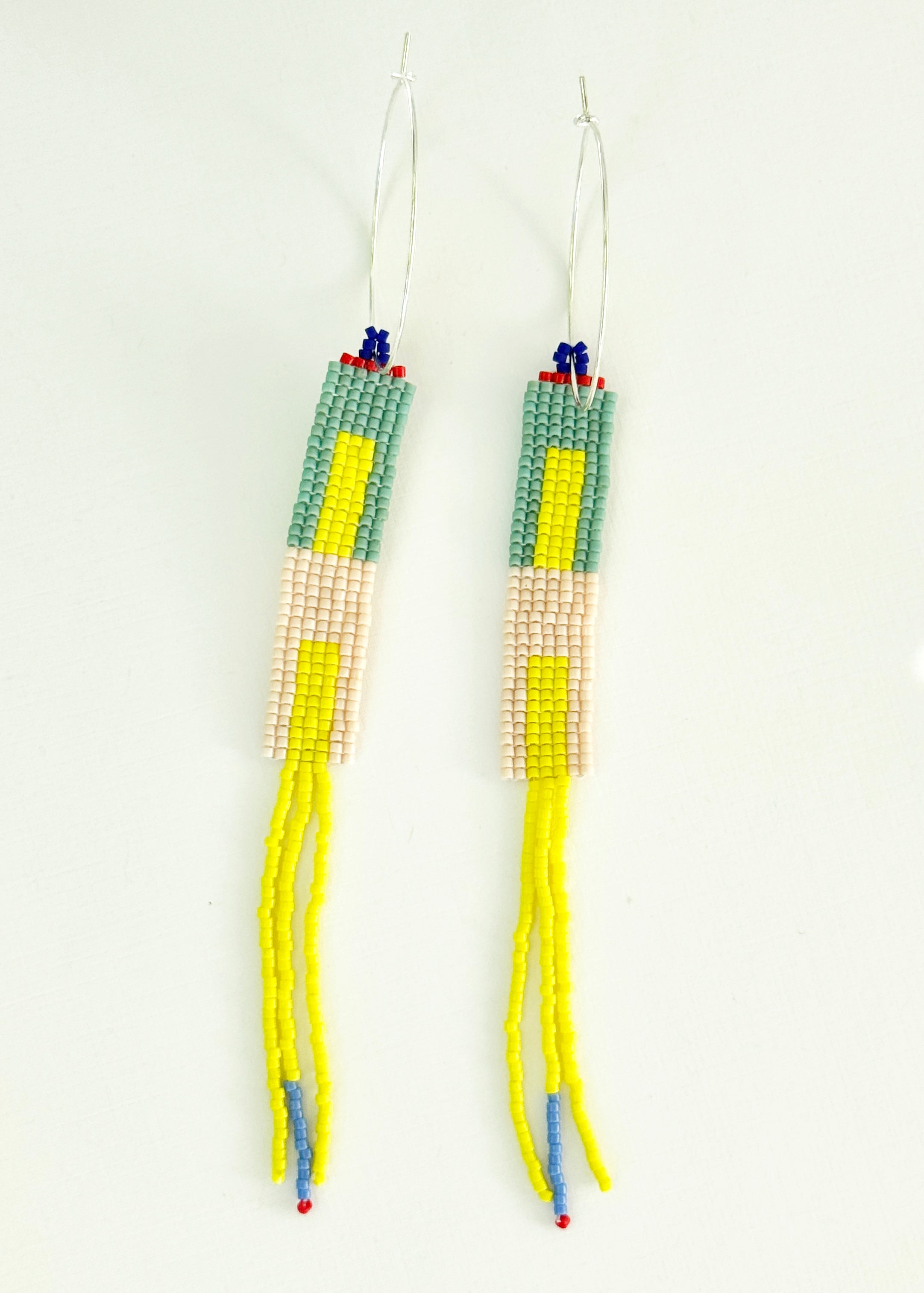 ēska askī x LUZ Collection - Native American Hand Beaded Earrings