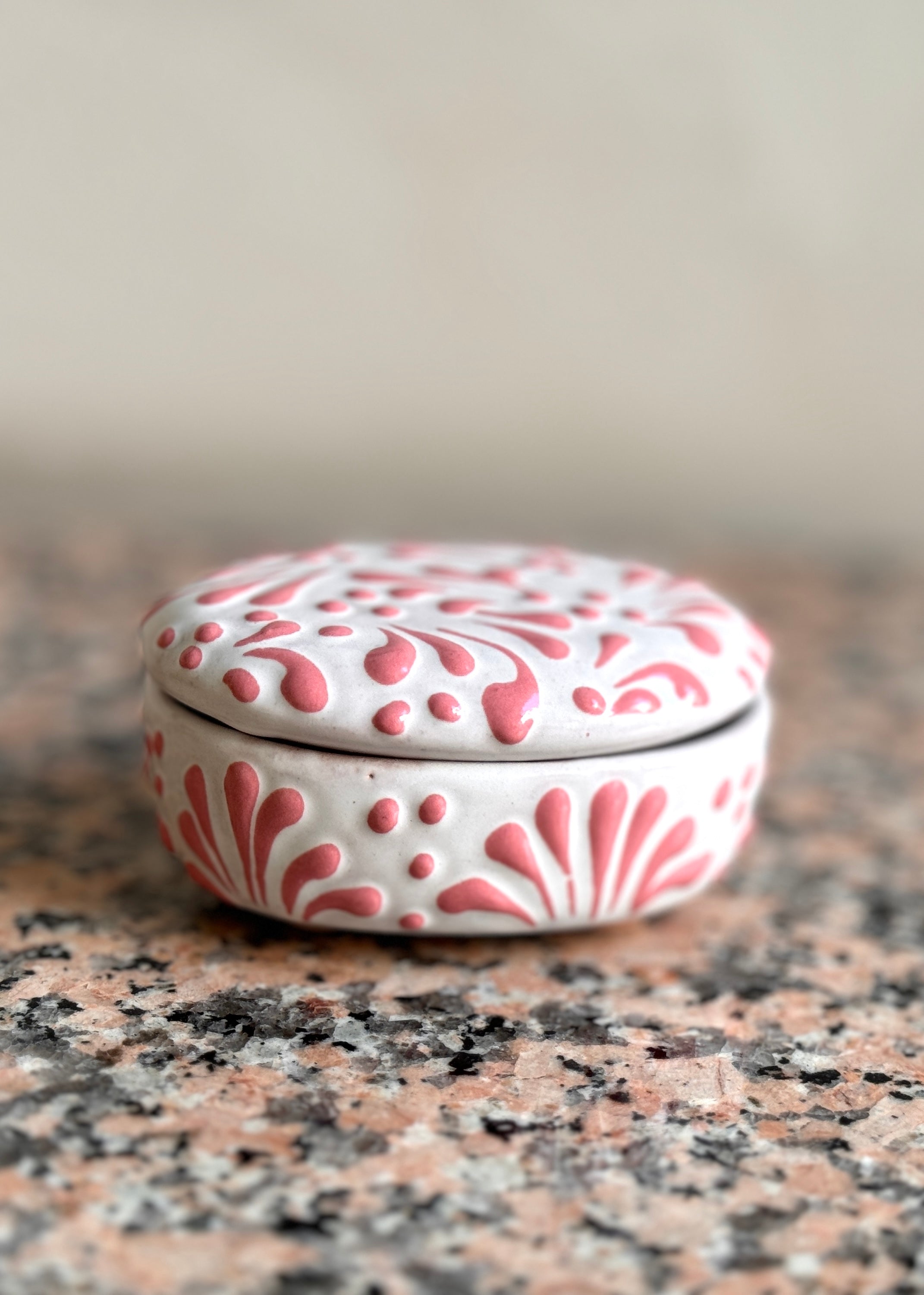 Small Glazed Oval Dish with Lid - Pink + White