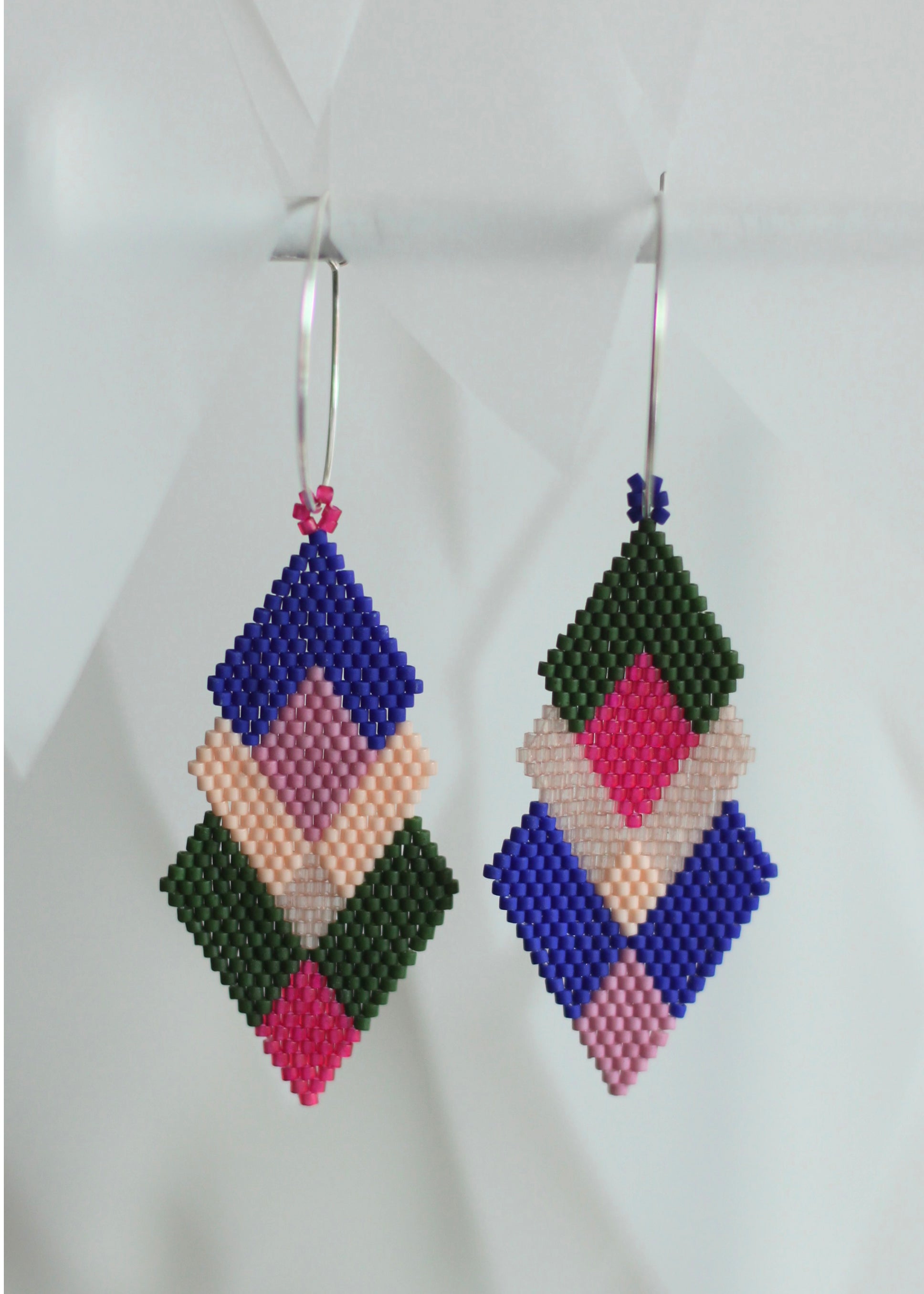 ēska askī x LUZ Collection - Native American Hand Beaded Earrings - Berry Season