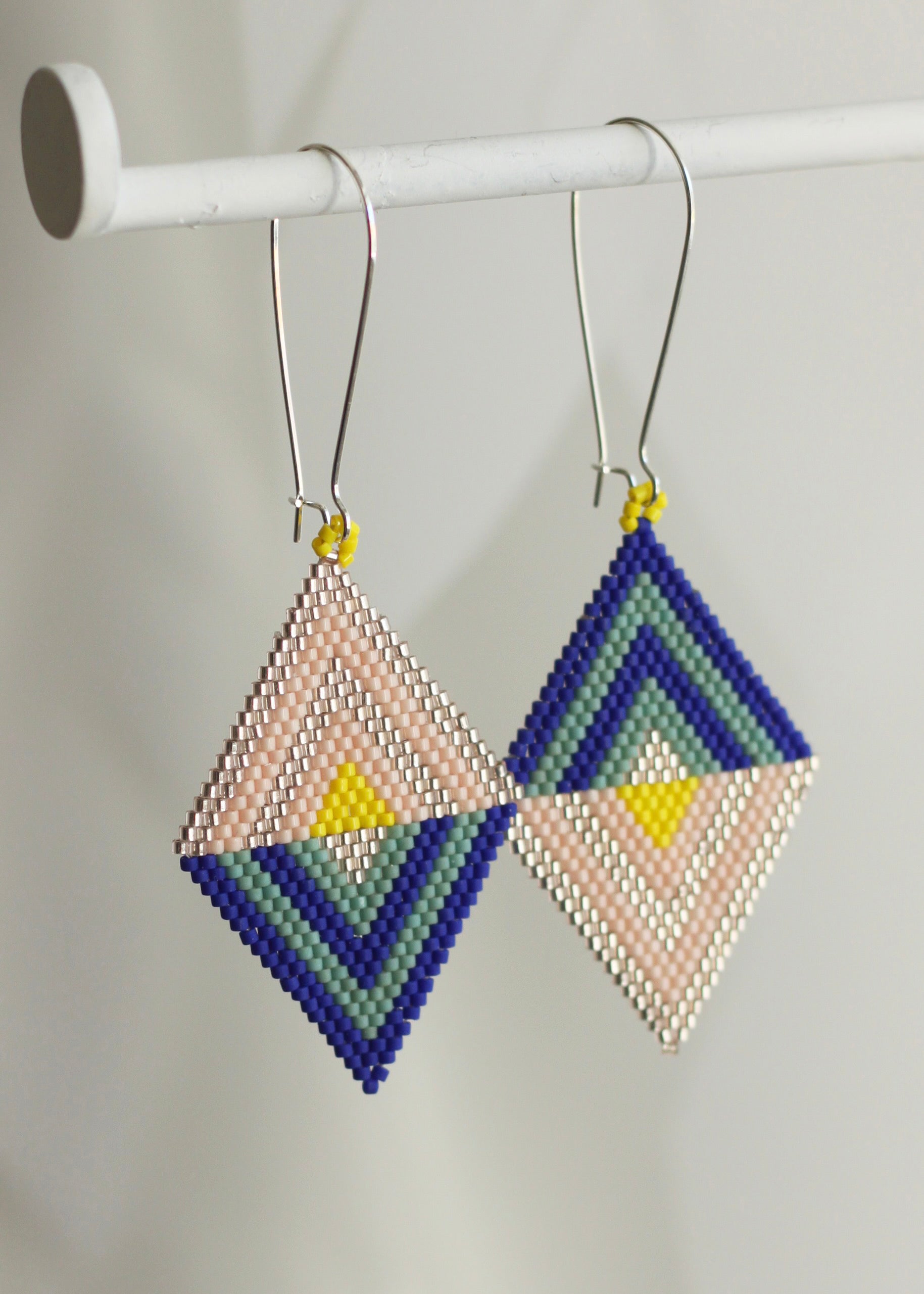 ēska askī x LUZ Collection - Native American Hand Beaded Earrings