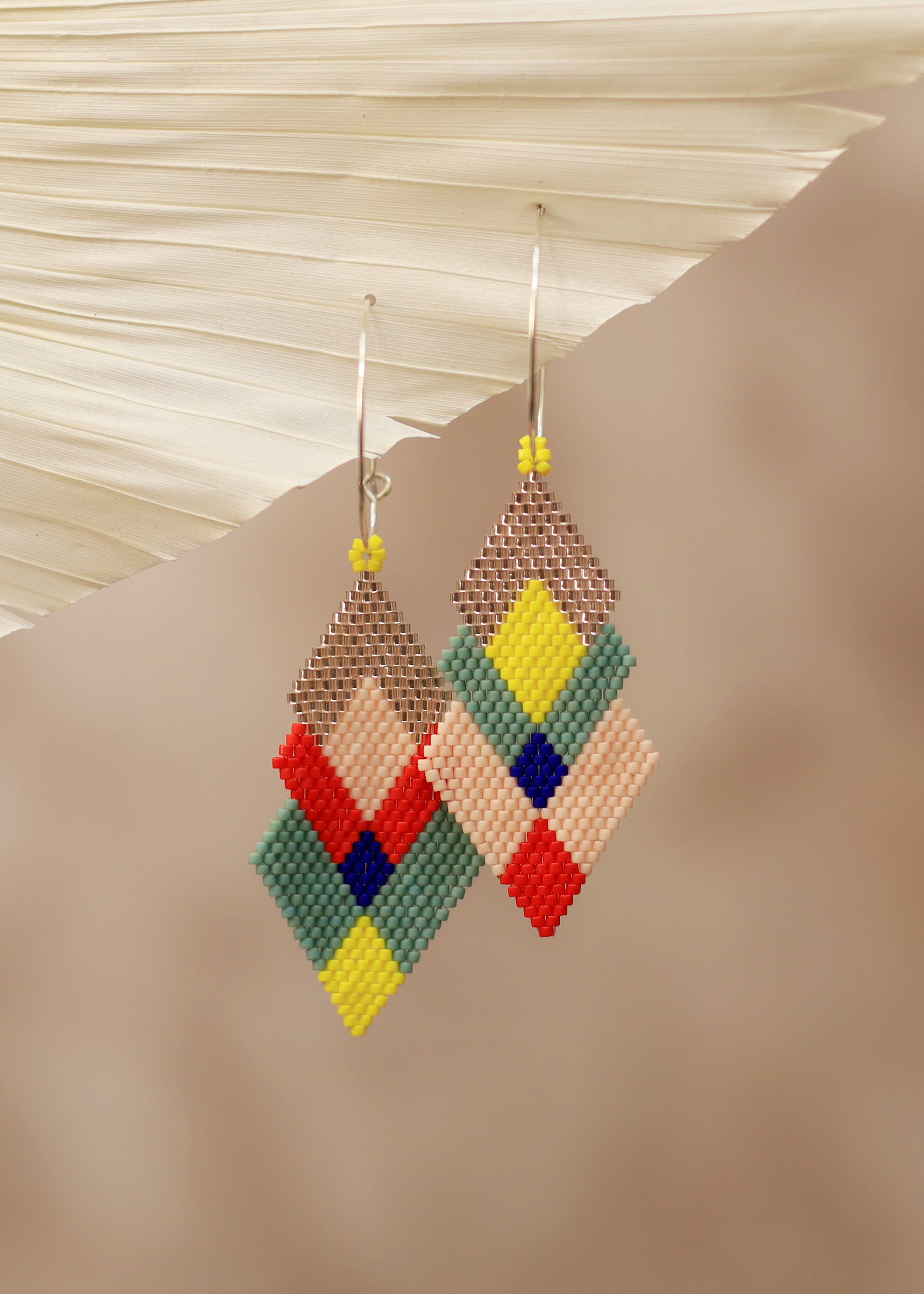 ēska askī x LUZ Collection - Native American Hand Beaded Earrings - Berry Season