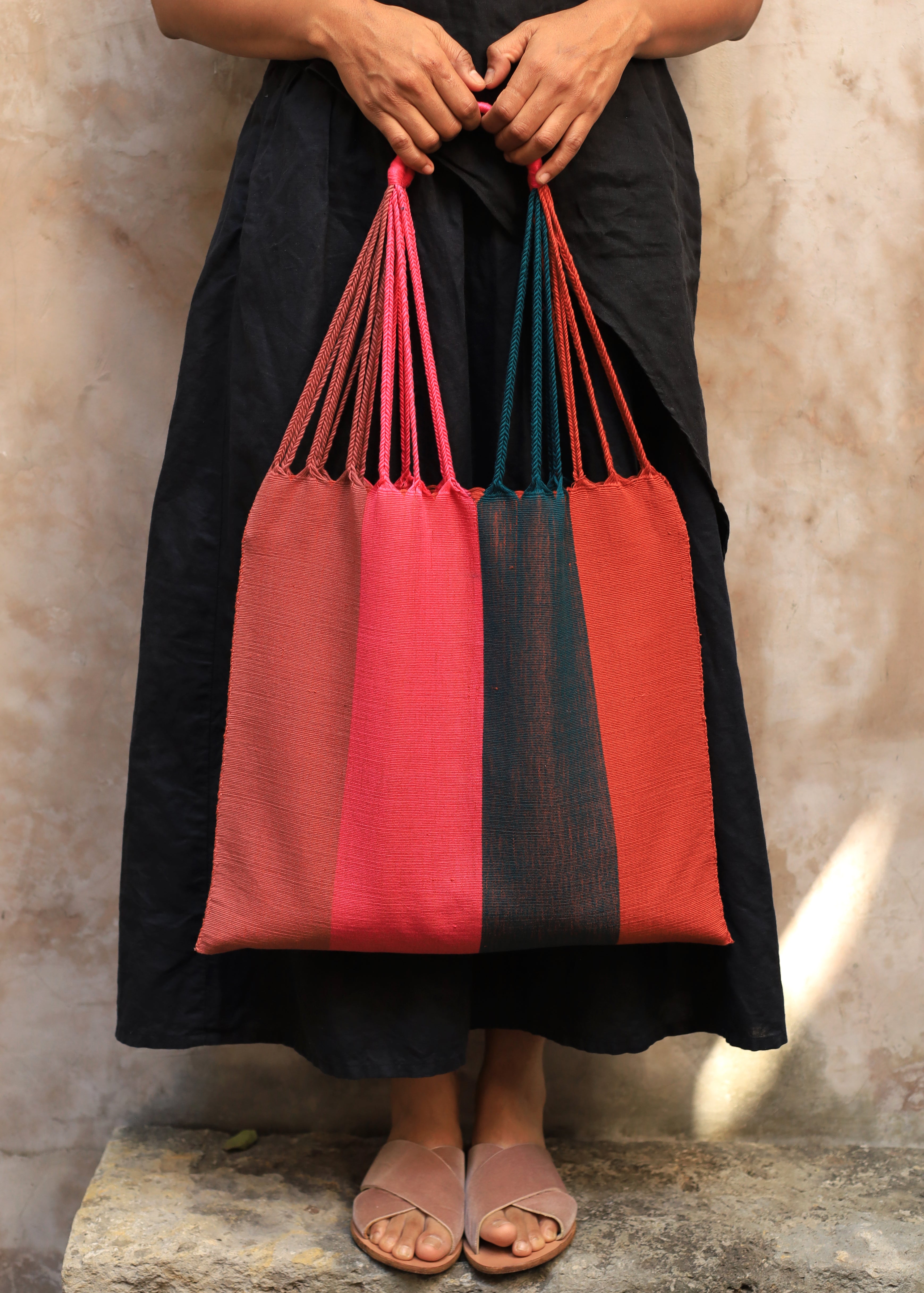 Hand Woven - Las Rayas Tote - Playa