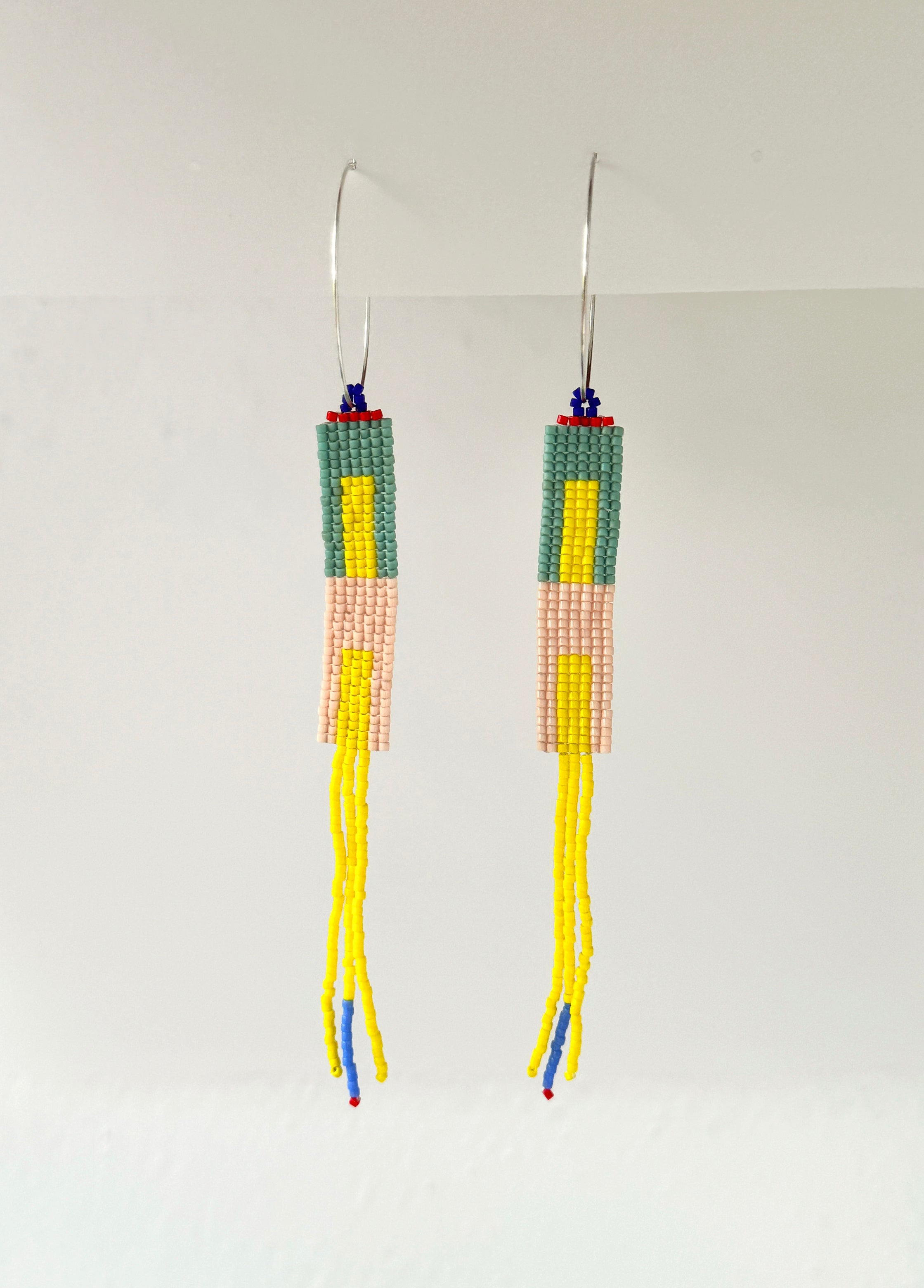 ēska askī x LUZ Collection - Native American Hand Beaded Earrings