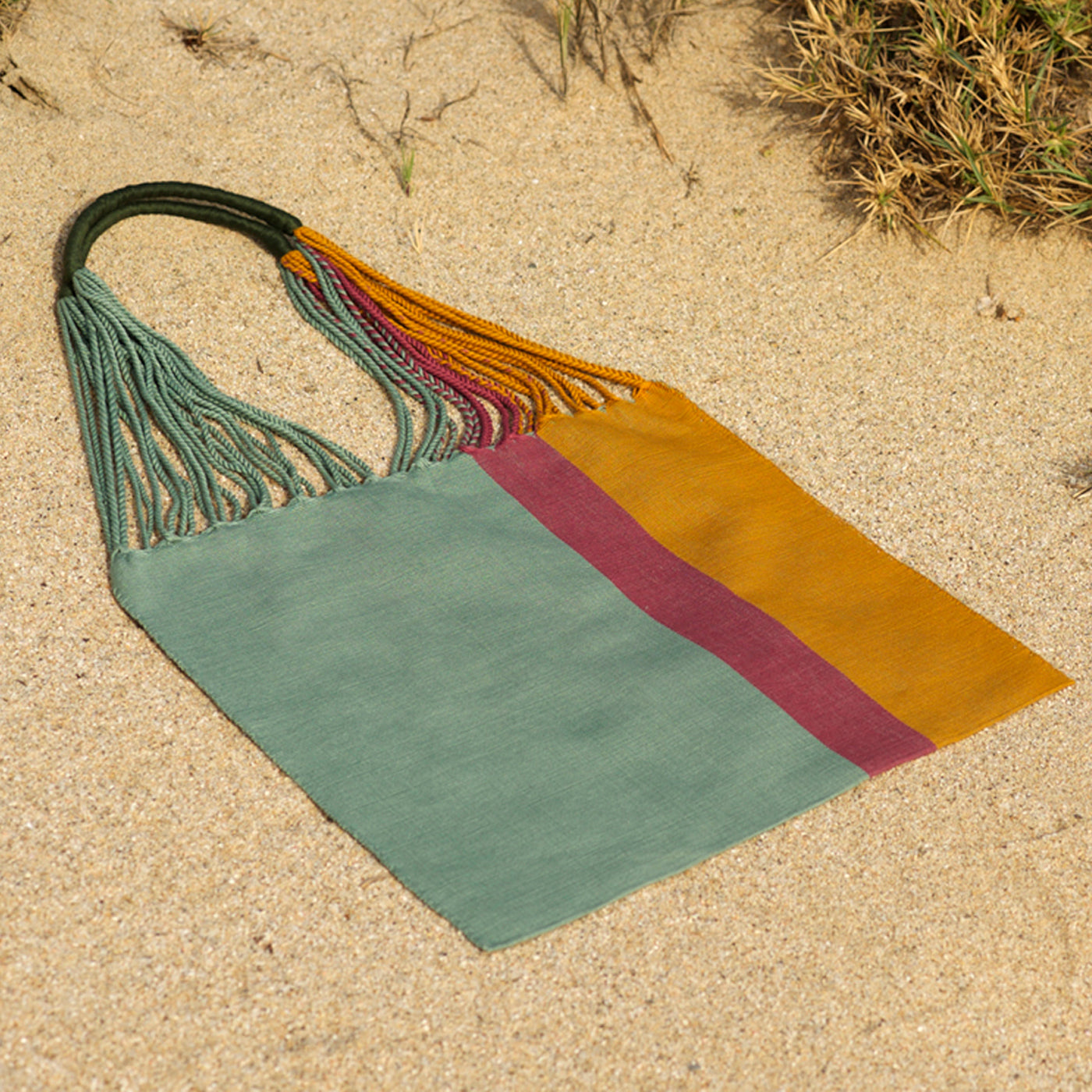 Las Rayas Tote - Pistachio / Gold