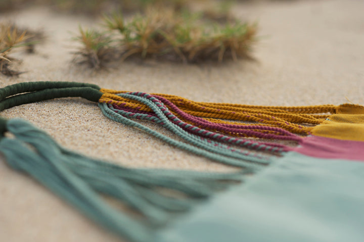 Las Rayas Tote - Pistachio / Gold